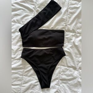 Cheeky One-shoulder Cut-out Ribbed Black Bikini - Size Small